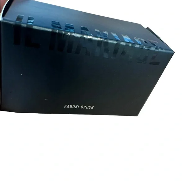 Il Makiage Kabuki Brush. NWT/NIB - Picture 3 of 5